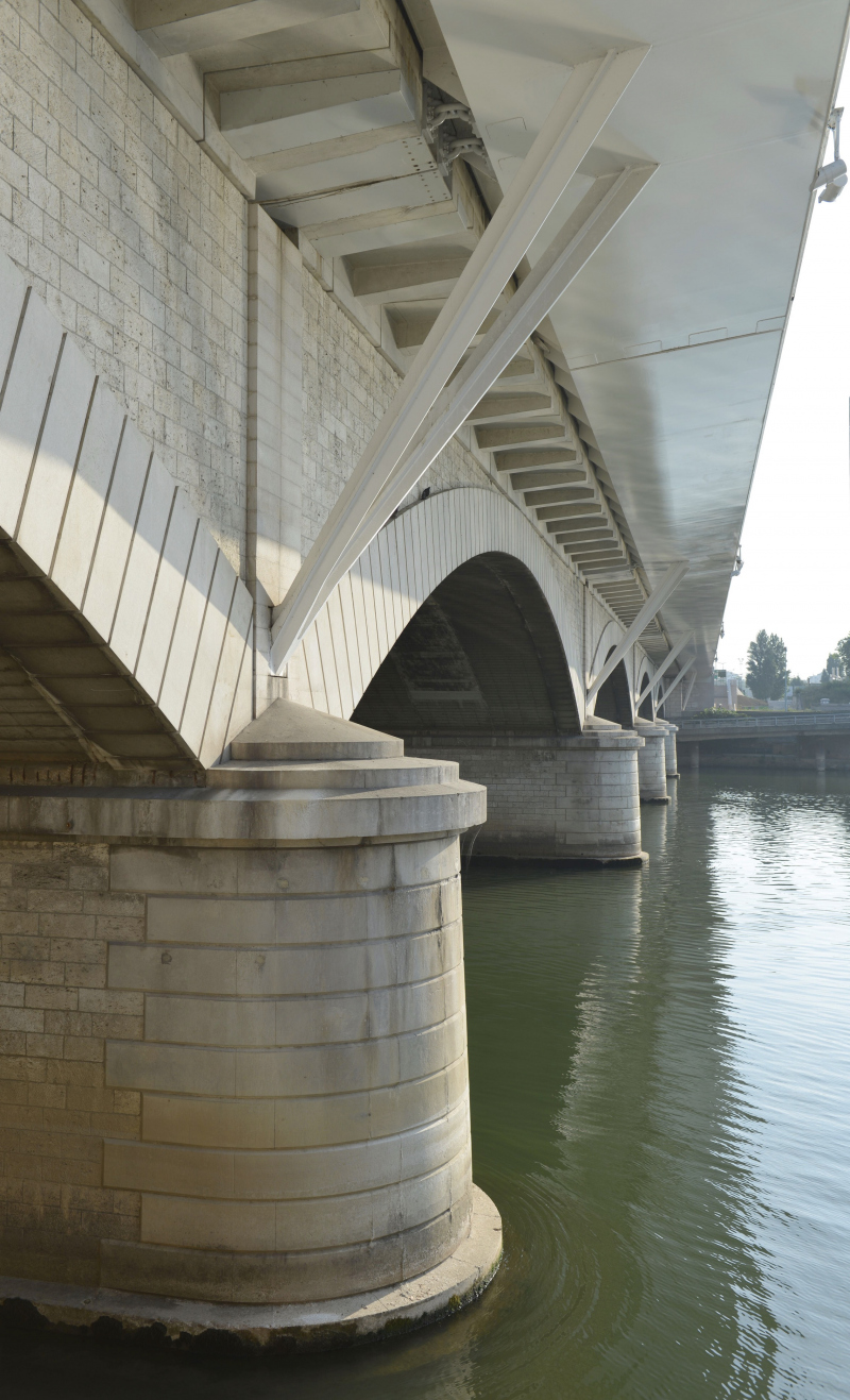 Illustration - Le nouvel encorbellement vu depuis le quai d'Ivry